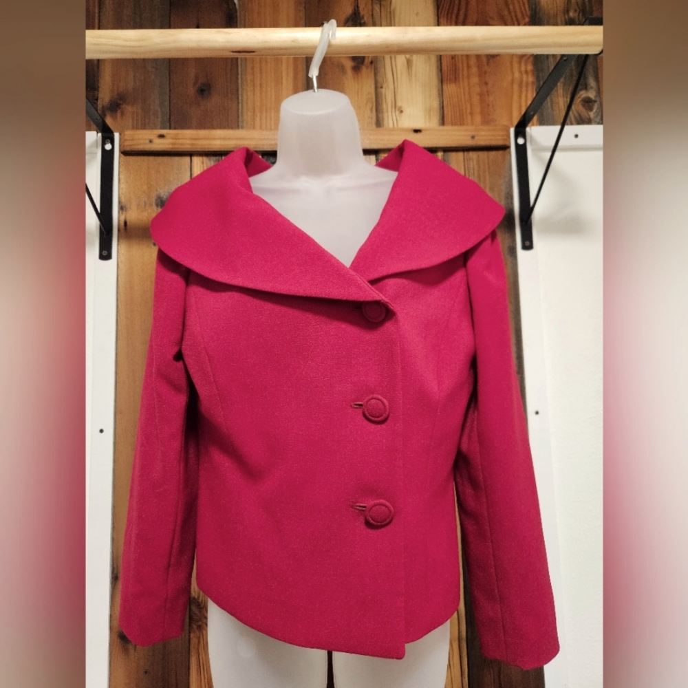Women's Tahari Red Jacket